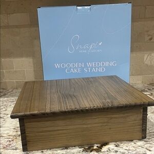 Snapi Wooden Cake Stand